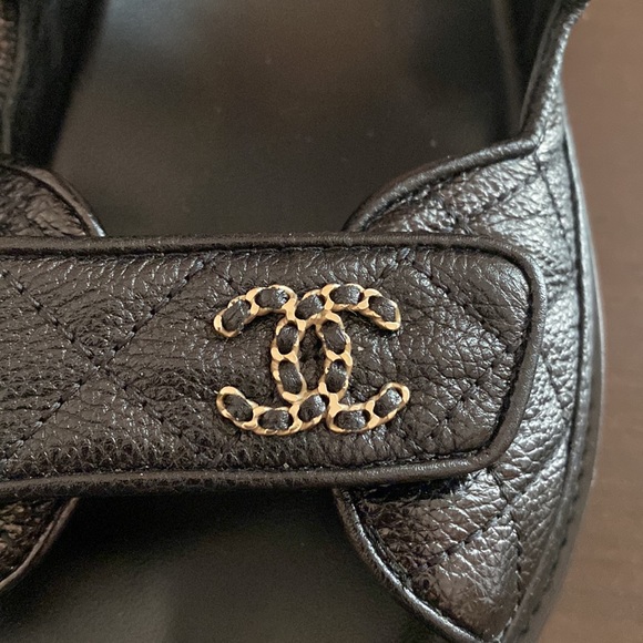 CHANEL Black Grained Calfskin Leather Chain CC Logo Dad Sandals - Picture 8 of 13